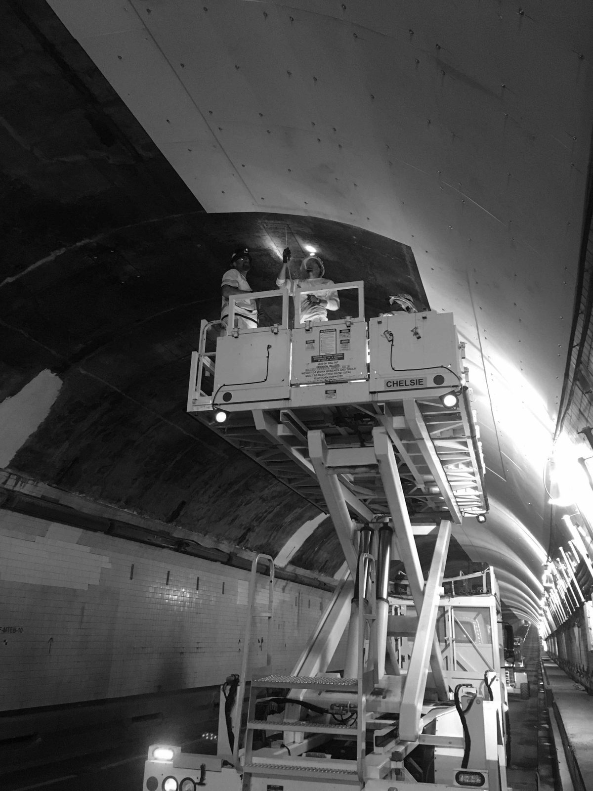 Jet Fan Undercut Anchor Installations